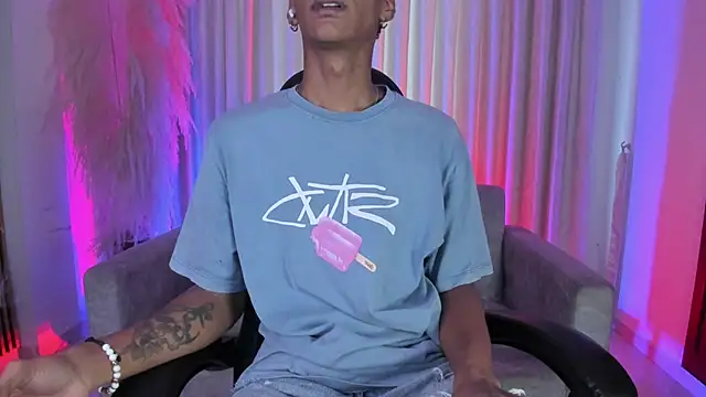 JulienSaint online show from January 2026 11:49:02 AM