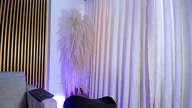 JulienSaint online show from February 2026 12:05:02 PM