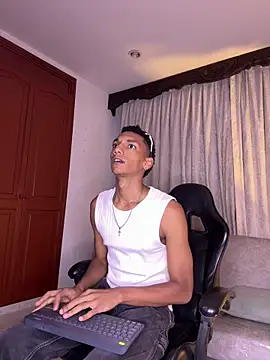 JulienSaint online show from March 2026 11:28:02 AM