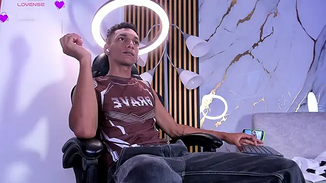 JulienSaint online show from February 2026 09:32:02 AM