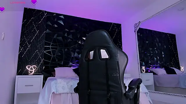 JulienSaint online show from February 2026 12:38:01 PM