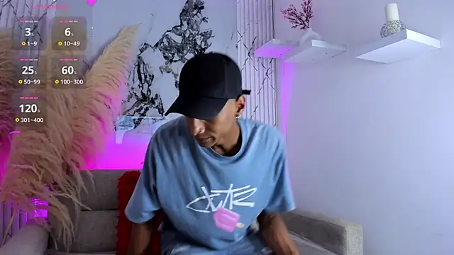 JulienSaint online show from November 2025 08:09:01 PM