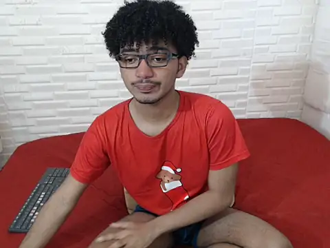 felipecams123 online show from September 2025 01:55:01 AM