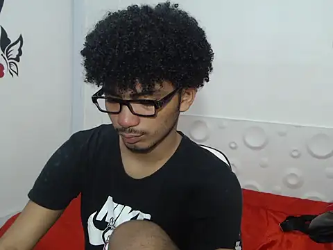felipecams123 online show from September 2025 12:49:01 AM