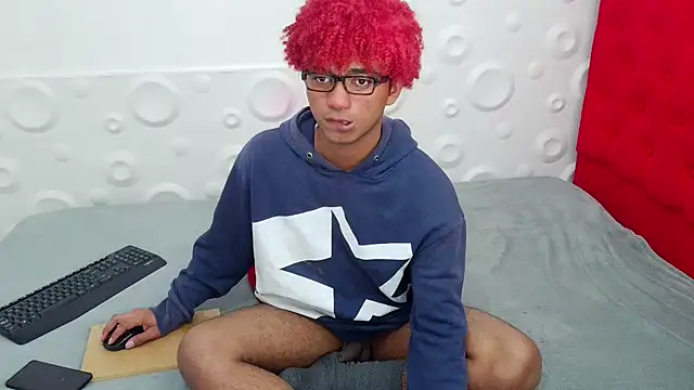 felipecams123 online show from November 2025 08:20:02 PM