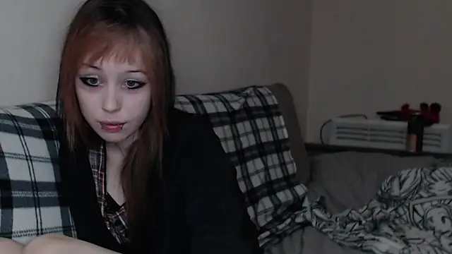  LUCY LAVE online show from October 2025 05:28:01 PM