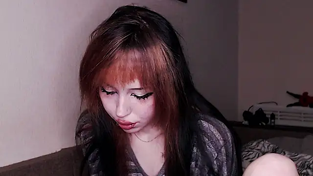  LUCY LAVE online show from September 2025 10:27:02 PM