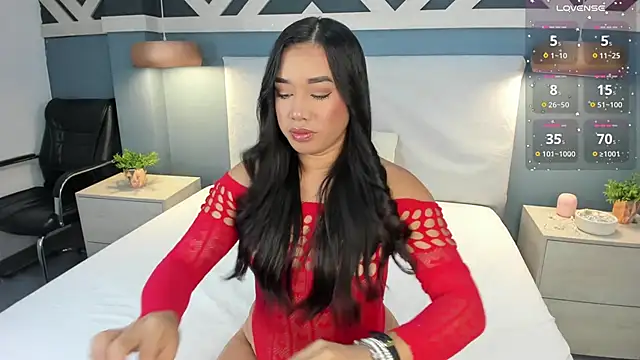 EmilyZahar online show from September 2025 02:13:02 PM