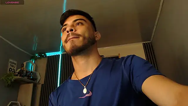 Snapshot of Bastian_MCcormick chatting on February 2026 04:37:02 AM Bastian MCcormick online show from February 2026 04:37:02 AM