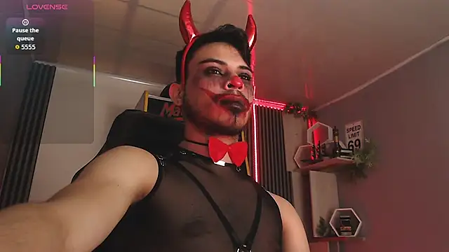 Bastian MCcormick online show from October 2025 12:57:02 PM