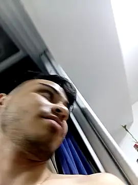 Bastian MCcormick online show from October 2025 04:44:02 AM