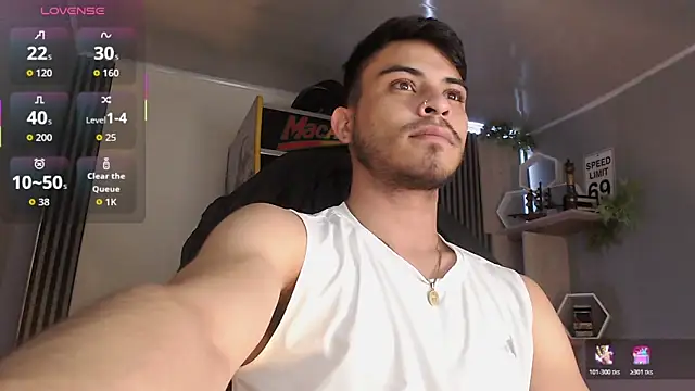 Bastian MCcormick online show from October 2025 12:15:02 PM