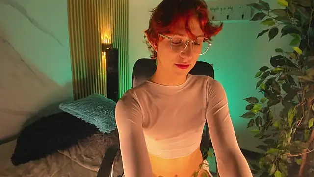 Snapshot of IM_DAREN chatting on January 2026 03:43:02 AM IM DAREN online show from January 2026 03:43:02 AM