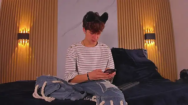 IM DAREN online show from November 2025 03:10:02 AM