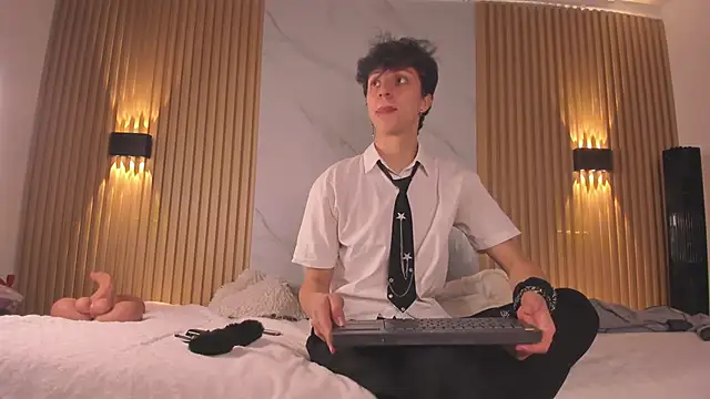 IM DAREN online show from November 2025 03:21:02 AM