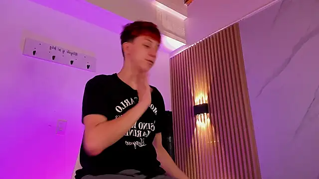 Snapshot of IM_DAREN chatting on February 2026 03:06:01 AM IM DAREN online show from February 2026 03:06:01 AM