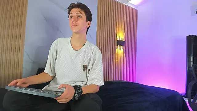 IM DAREN online show from November 2025 11:36:02 AM