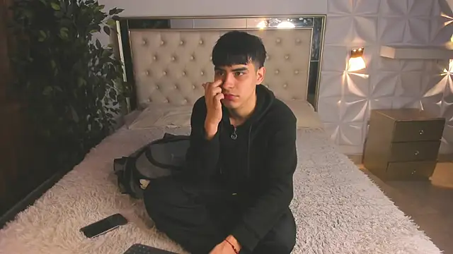 Snapshot of IM_DAREN chatting on February 2026 03:13:02 AM IM DAREN online show from February 2026 03:13:02 AM