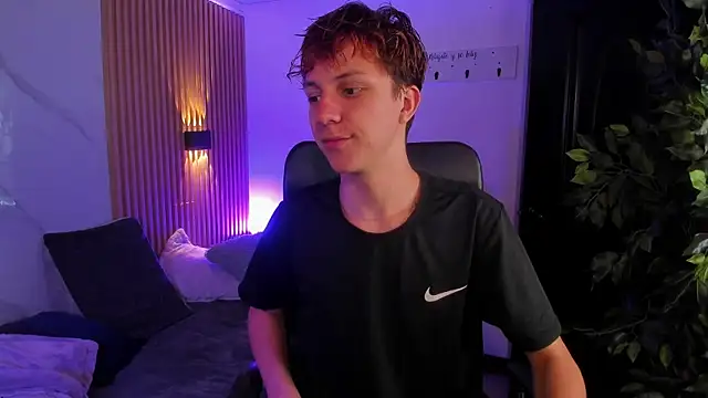 IM DAREN online show from April 2026 01:12:01 AM