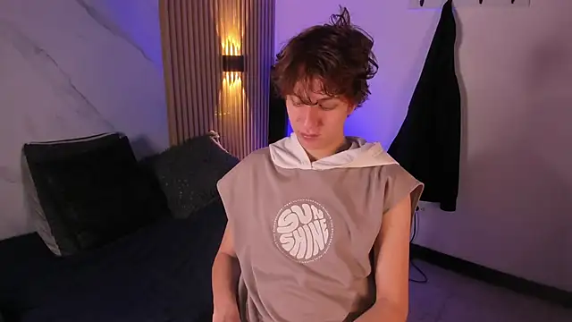 Snapshot of IM_DAREN chatting on December 2025 02:59:02 AM IM DAREN online show from December 2025 02:59:02 AM