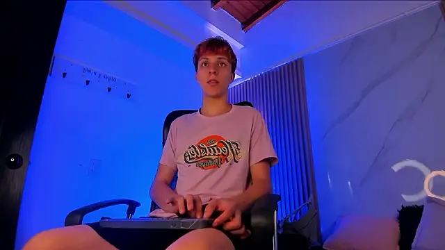 IM DAREN online show from March 2026 03:33:01 AM