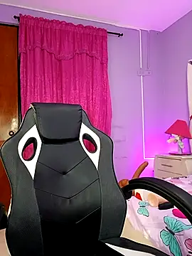 LunaaRosse online show from November 2025 02:15:01 AM