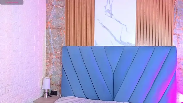 nathalia koch  online show from February 2026 08:33:02 PM