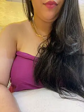 Snapshot of Bold-arabic-vibes chatting on July 2026 04:24:02 PM Bold-arabic-vibes online show from July 2026 04:24:02 PM
