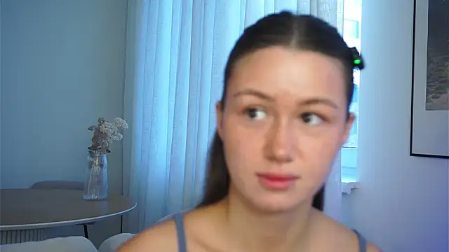 Snapshot of vvillywonka chatting on July 2026 01:56:02 AM vvillywonka online show from July 2026 01:56:02 AM