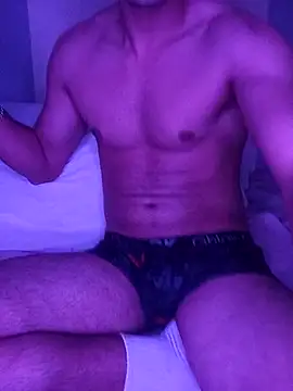 samio37 online show from November 2025 02:40:01 PM