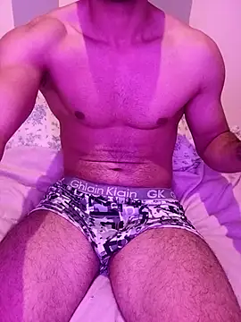 samio37 online show from November 2025 05:39:02 PM