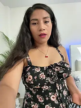 Snapshot of Ariana2017 chatting on January 2026 03:13:02 AM Ariana2017 online show from January 2026 03:13:02 AM