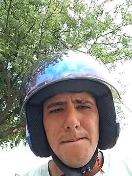 Joel4518 online show from April 2026 04:43:02 PM