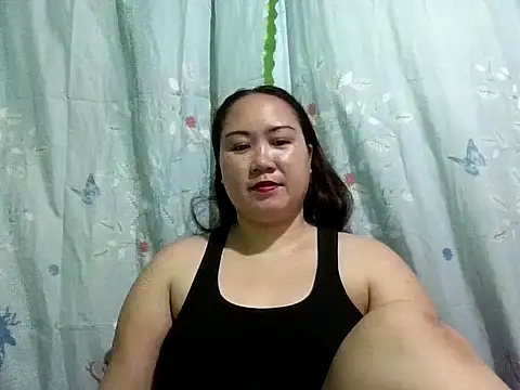 Snapshot of prettywetmom88 chatting on October 2025 10:06:02 AM prettywetmom88 online show from October 2025 10:06:02 AM