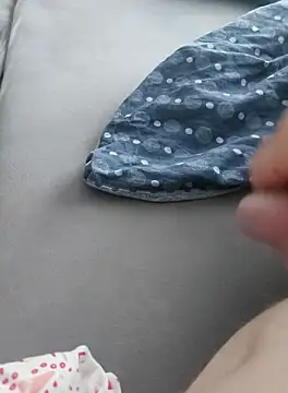 nikfu274 online show from October 2025 07:32:01 AM