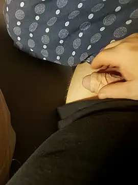 nikfu274 online show from September 2025 06:51:01 PM