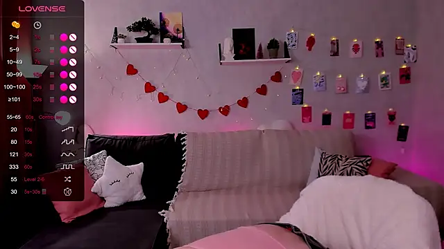 BellaCaress online show from March 2026 06:32:02 AM