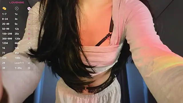 lunajii online show from June 2026 02:39:01 AM