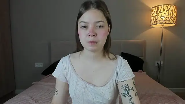 patriciapink online show from April 2026 08:33:02 AM