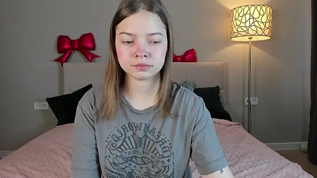 patriciapink online show from April 2026 08:21:01 AM