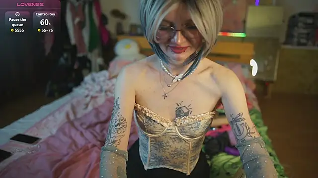 Dia Angel online show from April 2026 08:13:01 PM