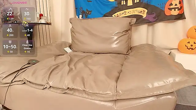 Snapshot of fox-yiyi chatting on October 2025 08:01:02 AM fox-yiyi online show from October 2025 08:01:02 AM