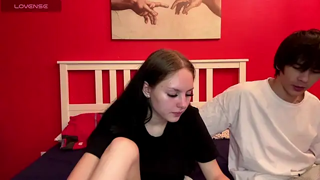 flowerscouple online show from September 2025 04:07:02 AM