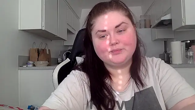 JJbaby1 online show from October 2025 03:34:01 PM
