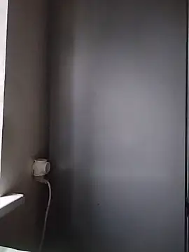 Snapshot of CutieMarine chatting on December 2025 12:33:02 PM CutieMarine online show from December 2025 12:33:02 PM