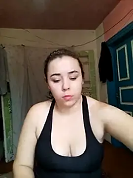 Snapshot of CutieMarine chatting on November 2025 10:53:02 AM CutieMarine online show from November 2025 10:53:02 AM