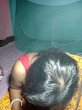 Snapshot of Hotty-rosni chatting on November 2025 11:43:02 PM Hotty-rosni online show from November 2025 11:43:02 PM