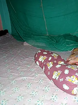 Snapshot of Hotty-rosni chatting on October 2025 11:28:02 PM Hotty-rosni online show from October 2025 11:28:02 PM