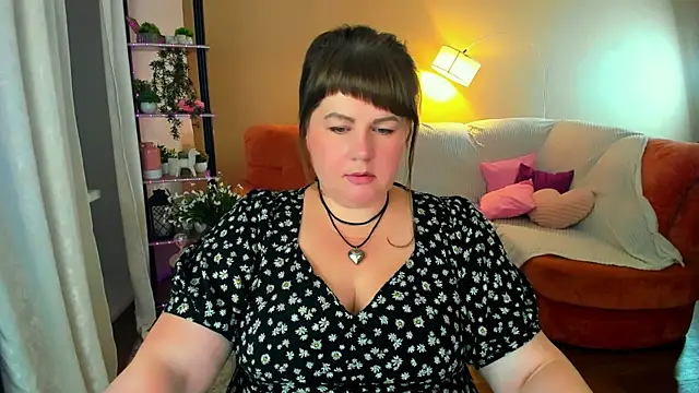 CrystaalStaar online show from September 2025 07:14:01 PM
