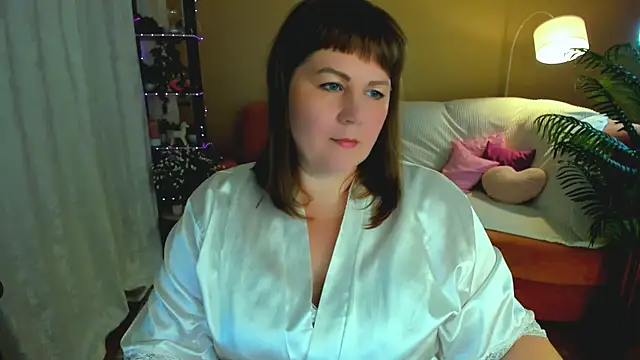 CrystaalStaar online show from September 2025 07:25:02 PM